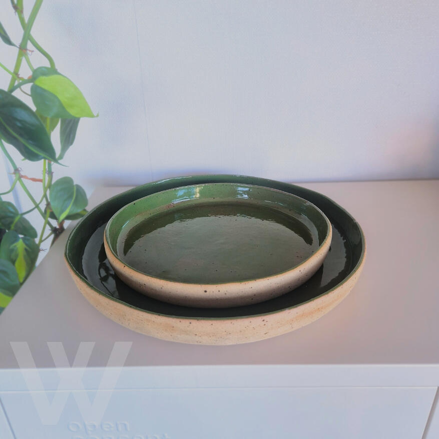 Green Speckle Serving Platters Large $125.00 (34cm W) 1 in Stock Small $65.00 (3cm H by 26cm W) 1 in stock A generous stoneware platter, designed for salads or warm dishes when hosting.