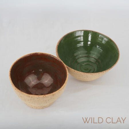 Medium Speckle Bowls $36 | 13-15cm w x 8-9cm h | 1 outback brown available 1 forest green available